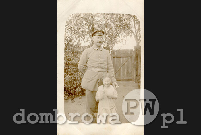 1915 r. Ząbkowice - Pruski Żołnierz z dziewczynką