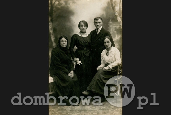 1920 r. Dąbrowa - Zdjęcie rodzinne (Gwiazda)